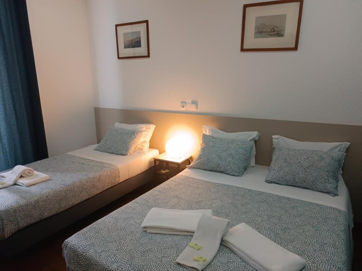 Pensao Nova Goa Hotel Lisbon Bagian luar foto